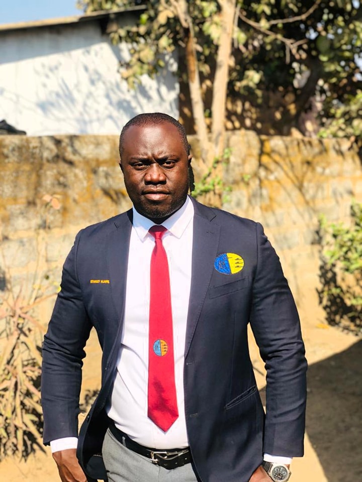 STANELY NJAPENI